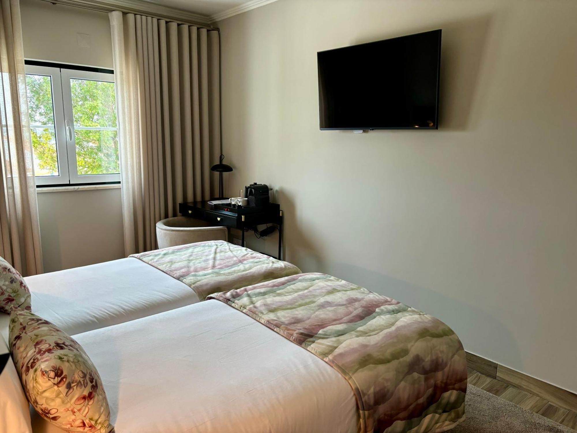 Lilases Boutique House & Garden Mora Kamer foto